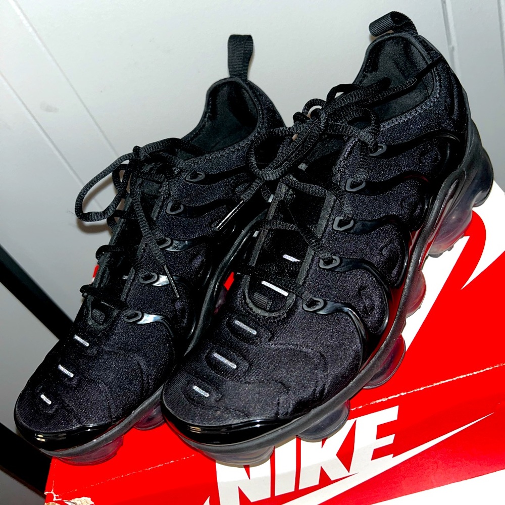 Black Vapor max